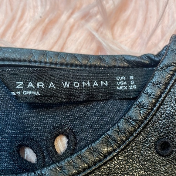 Zara Woman Black Faux Leather Blouse‎ Size Small - Picture 4 of 7
